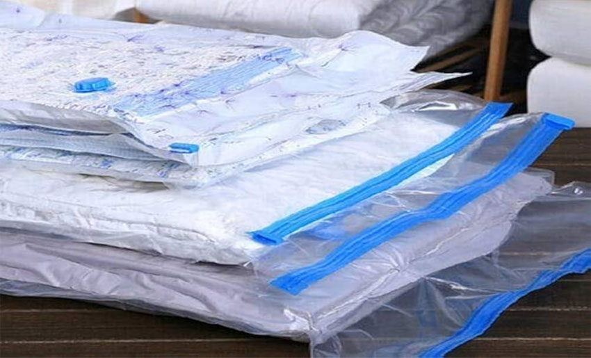 Vacuum storage bag